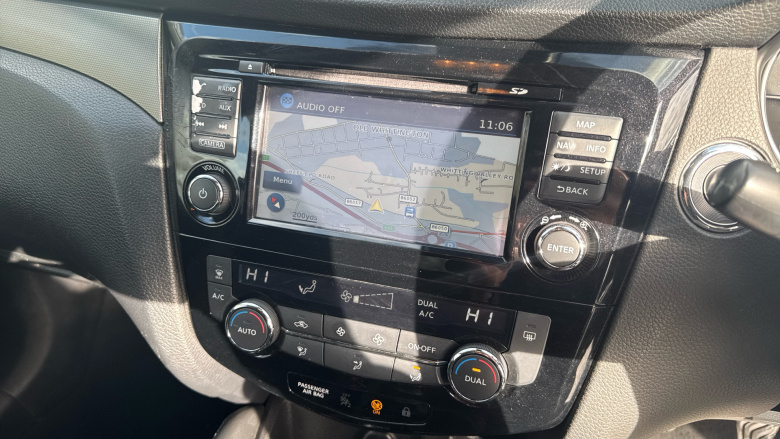 Nissan Qashqai 1.5 dCi N-Connecta 5dr Diesel Hatchback